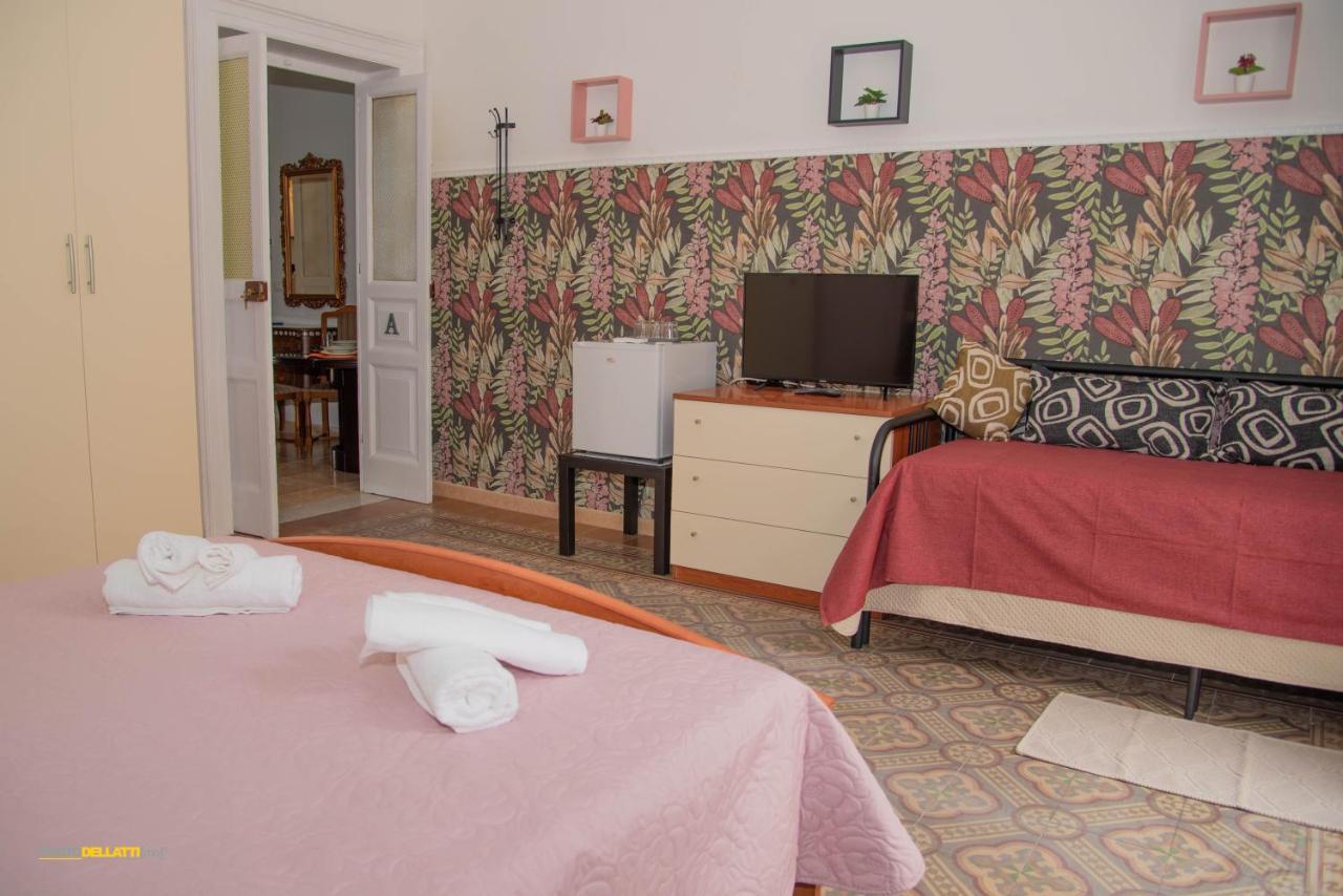 Victoria Suite Casa Vacanza Taranto Eksteriør bilde