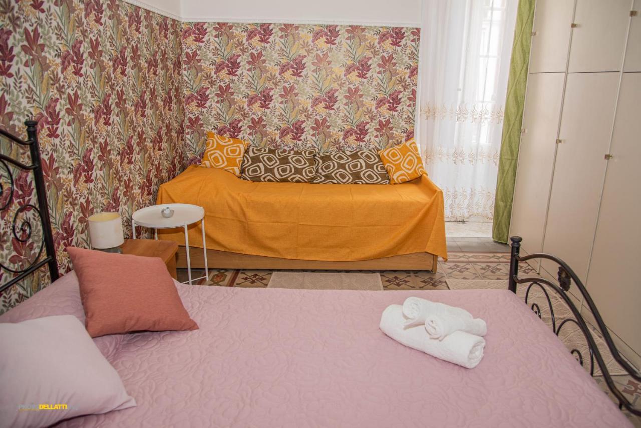 Victoria Suite Casa Vacanza Taranto Eksteriør bilde
